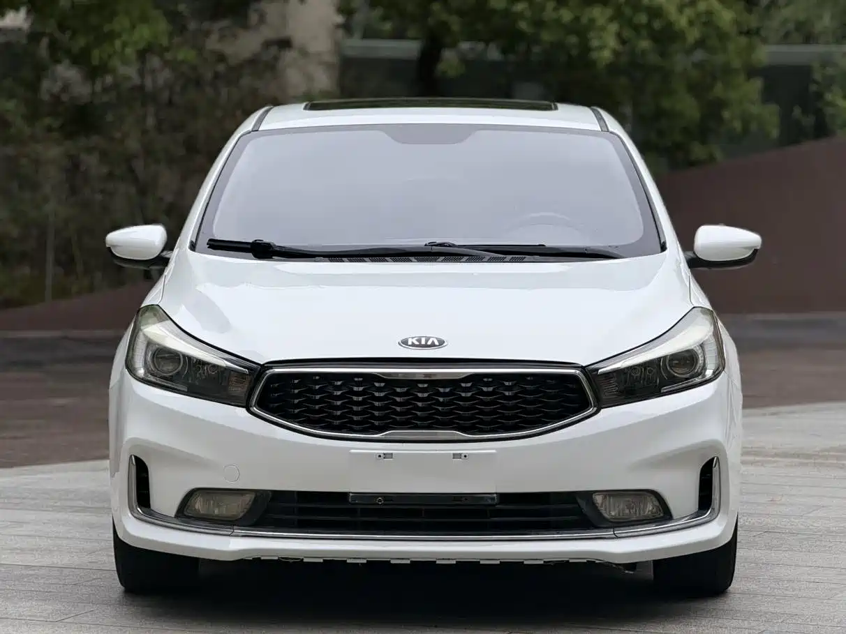 Kia K3 2016 1.6L Automatic GL фото 2