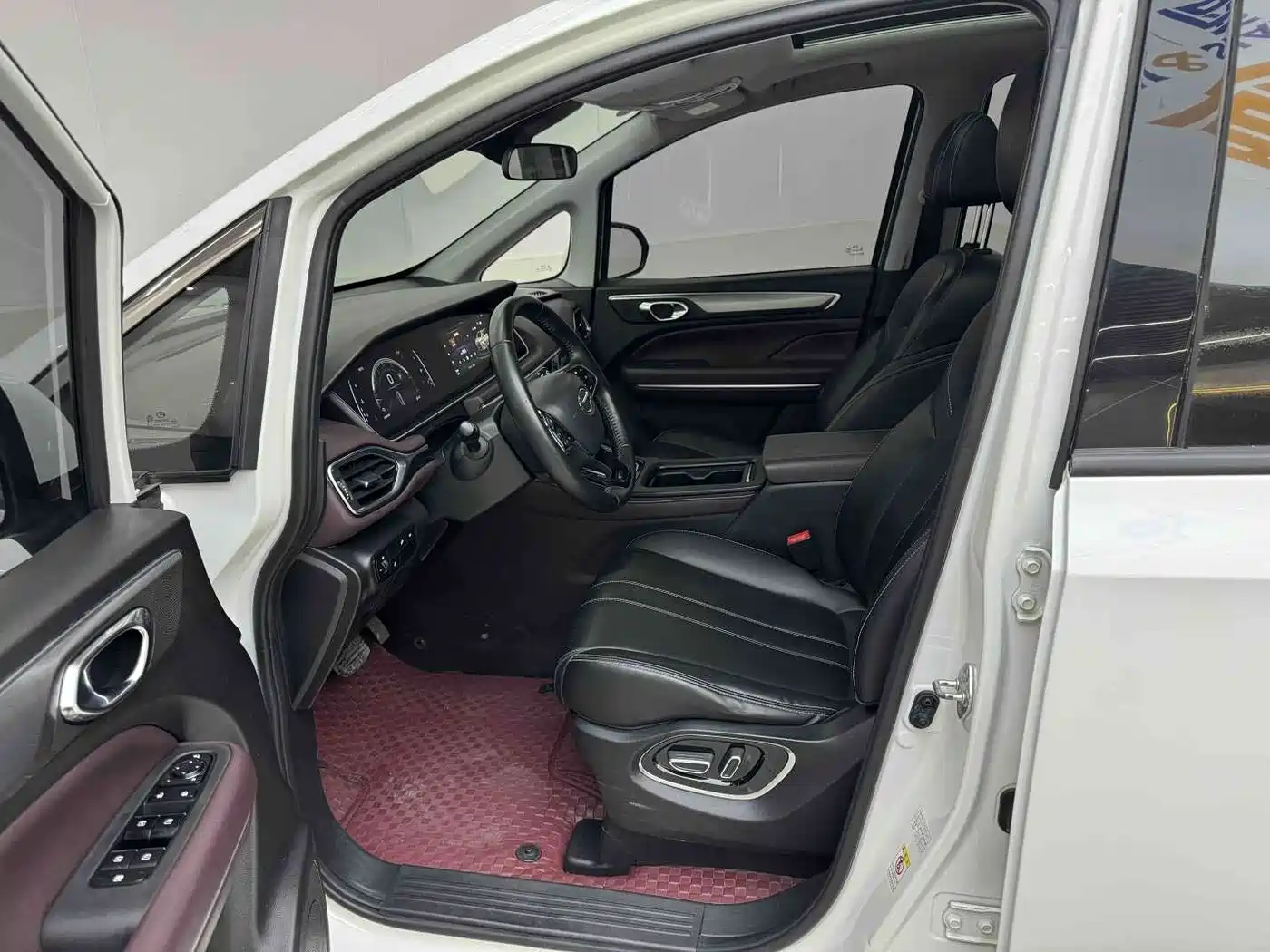 GAC Trumpchi Trumpchi M6 2021 PRO 270T DCT Premium Edition фото 18