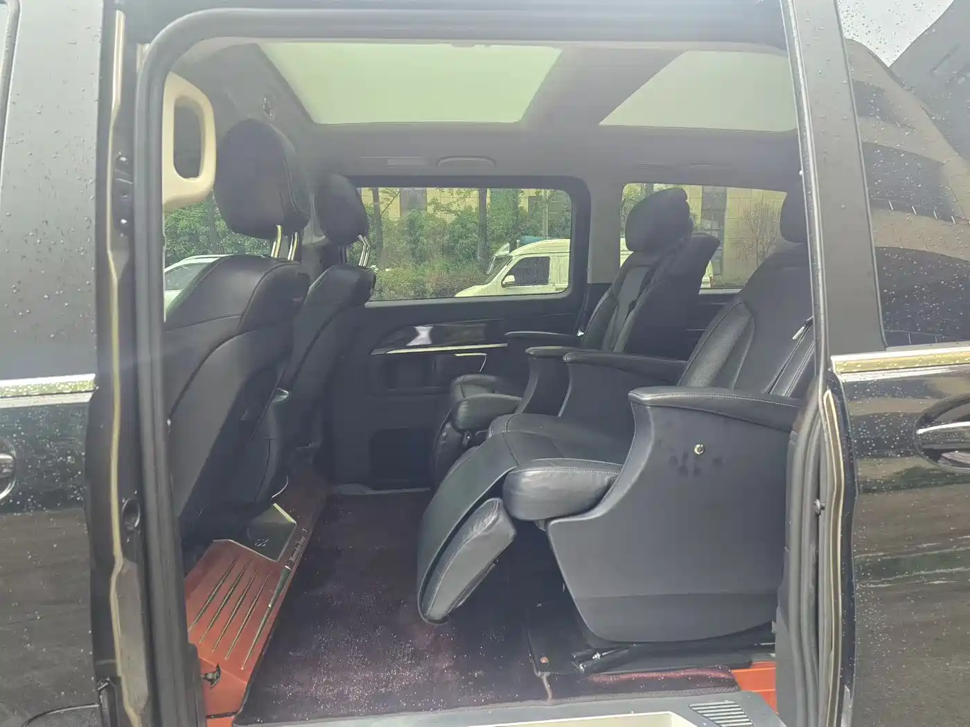 Mercedes-Benz V-Class 2018 V 260 Premium Edition China V фото 6