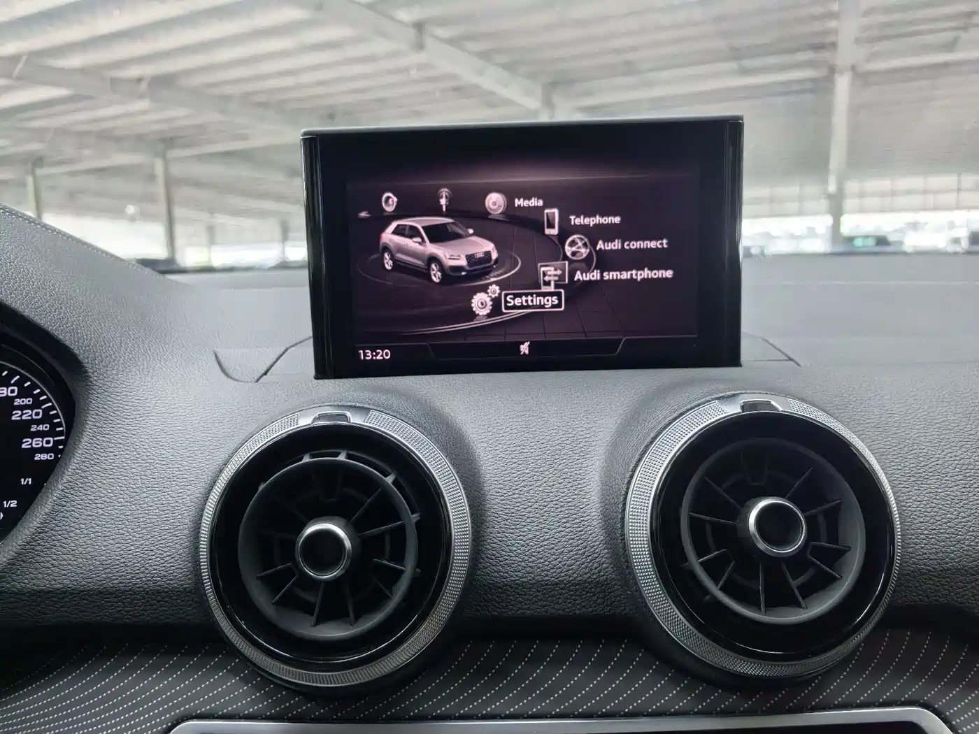Audi Q2L 2022 35 TFSI Fashion Dynamic фото 14