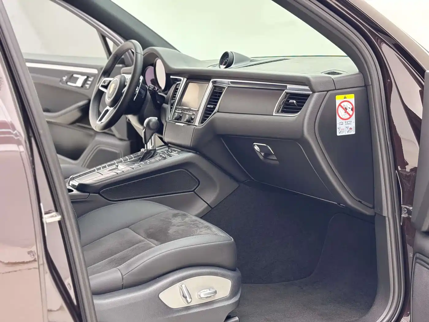Porsche Macan 2016 Macan 2.0T фото 7