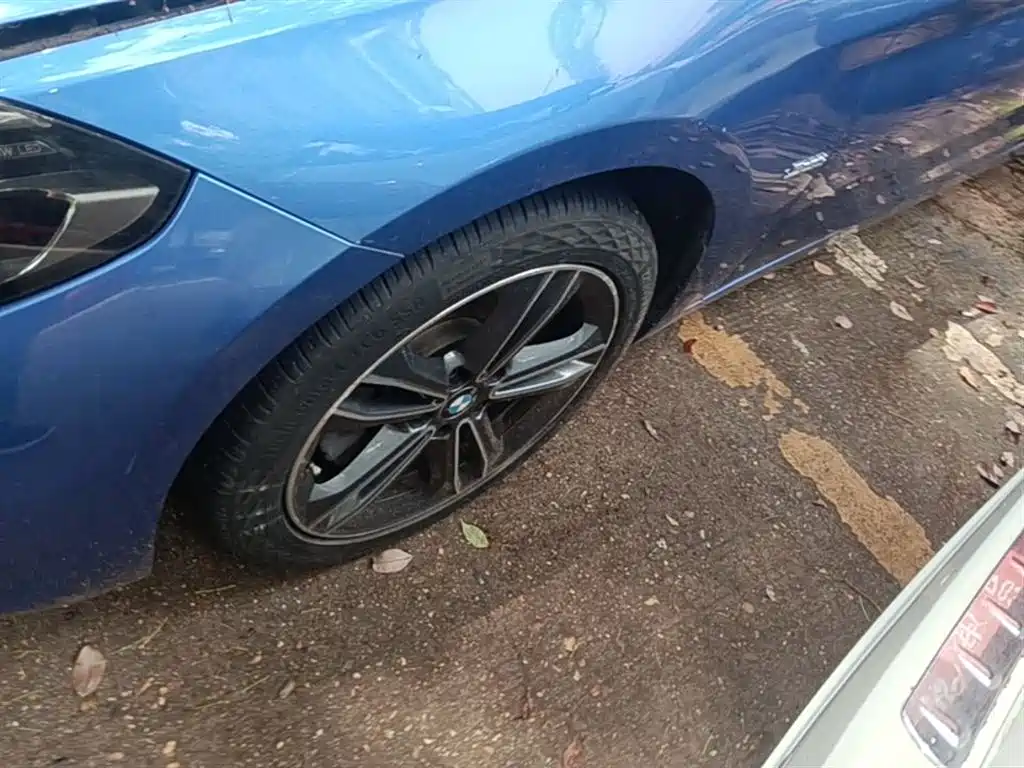 BMW 1 Series 2017 118i Sport фото 23