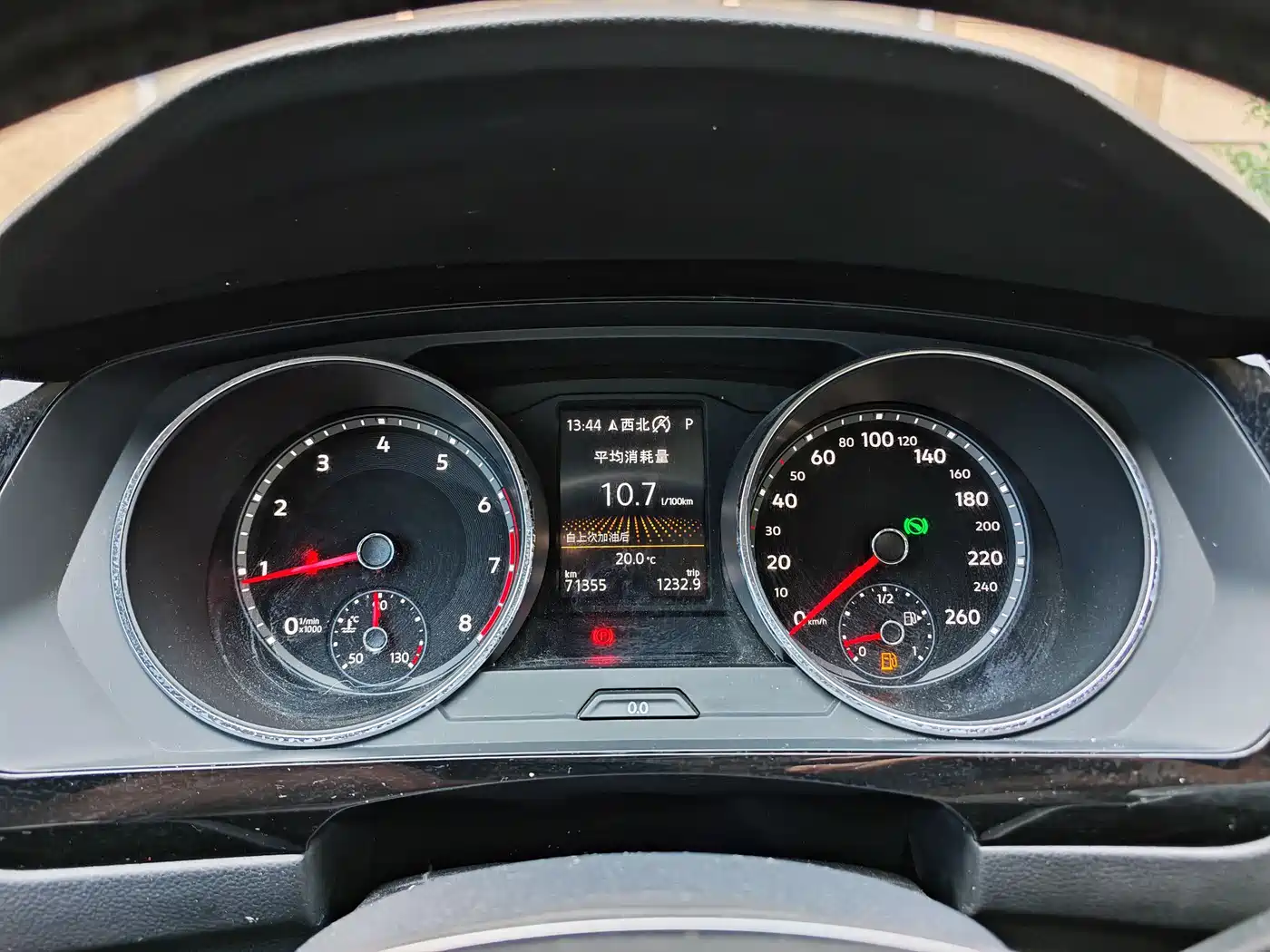 Volkswagen Tiguan L 2019 330TSI Automatic 2WD Smart Luxury Edition China VI фото 6
