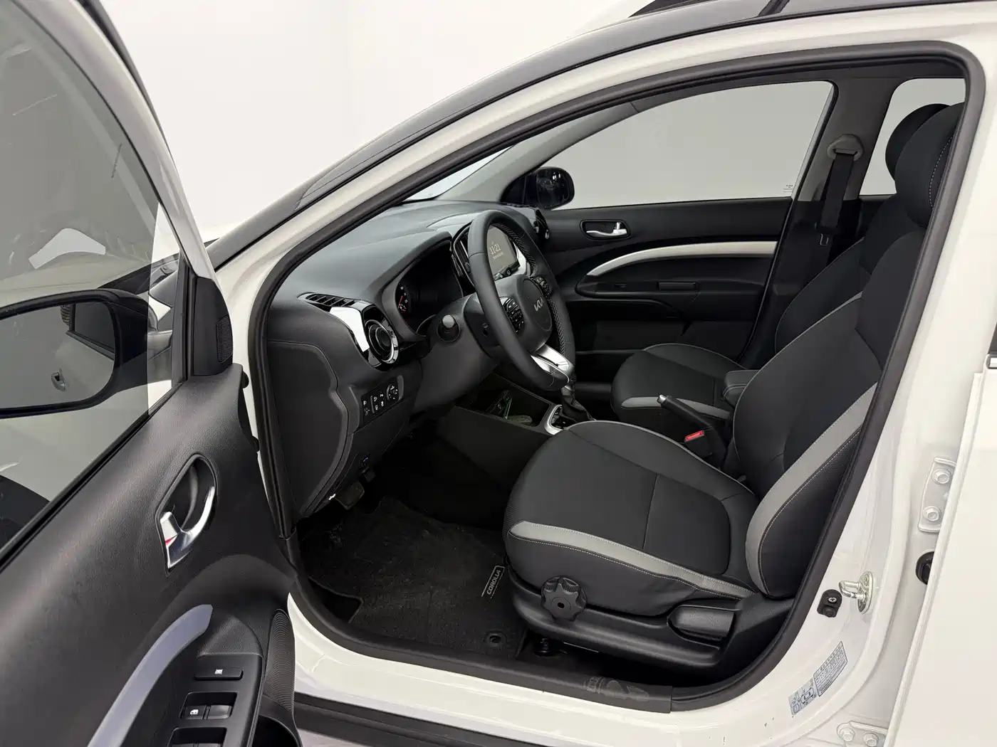 Kia KX1 2021 1.4L CVT Fun Sunroof Version фото 20