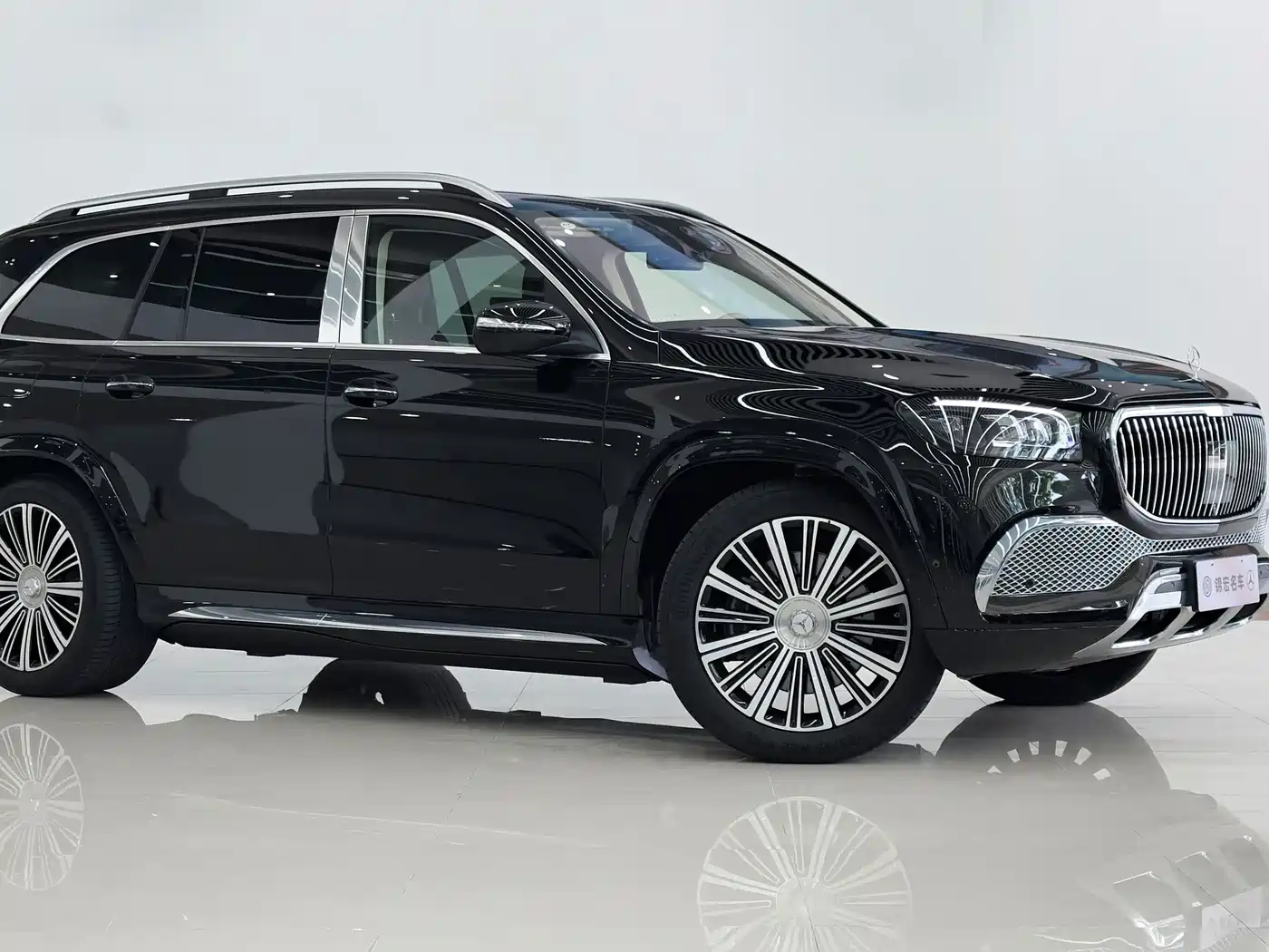 Mercedes-Benz Maybach GLS 2022 GLS 600 4MATIC Ceremony Edition фото 3