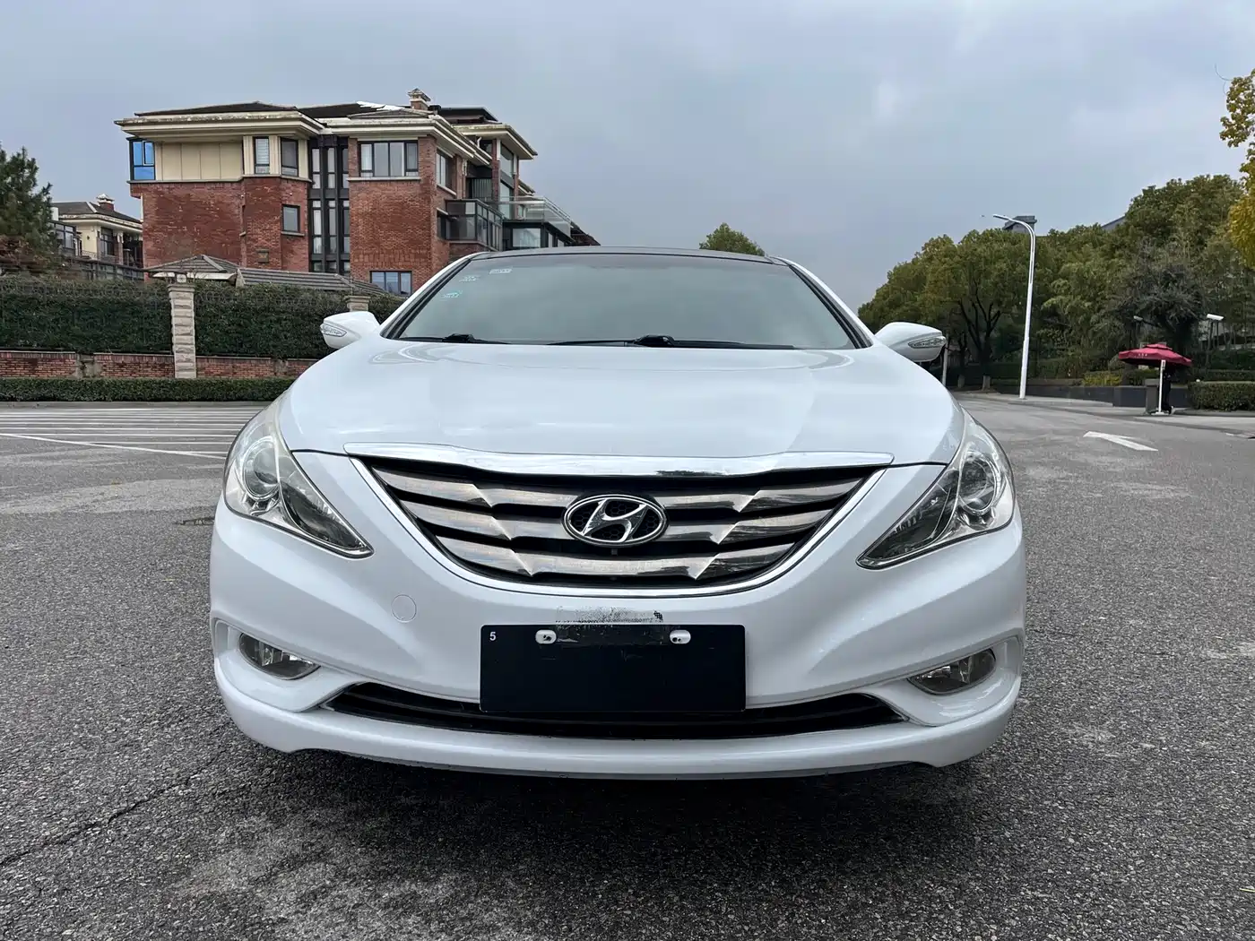 Hyundai Sonata 2013 2.0L Automatic Premium Edition фото 2