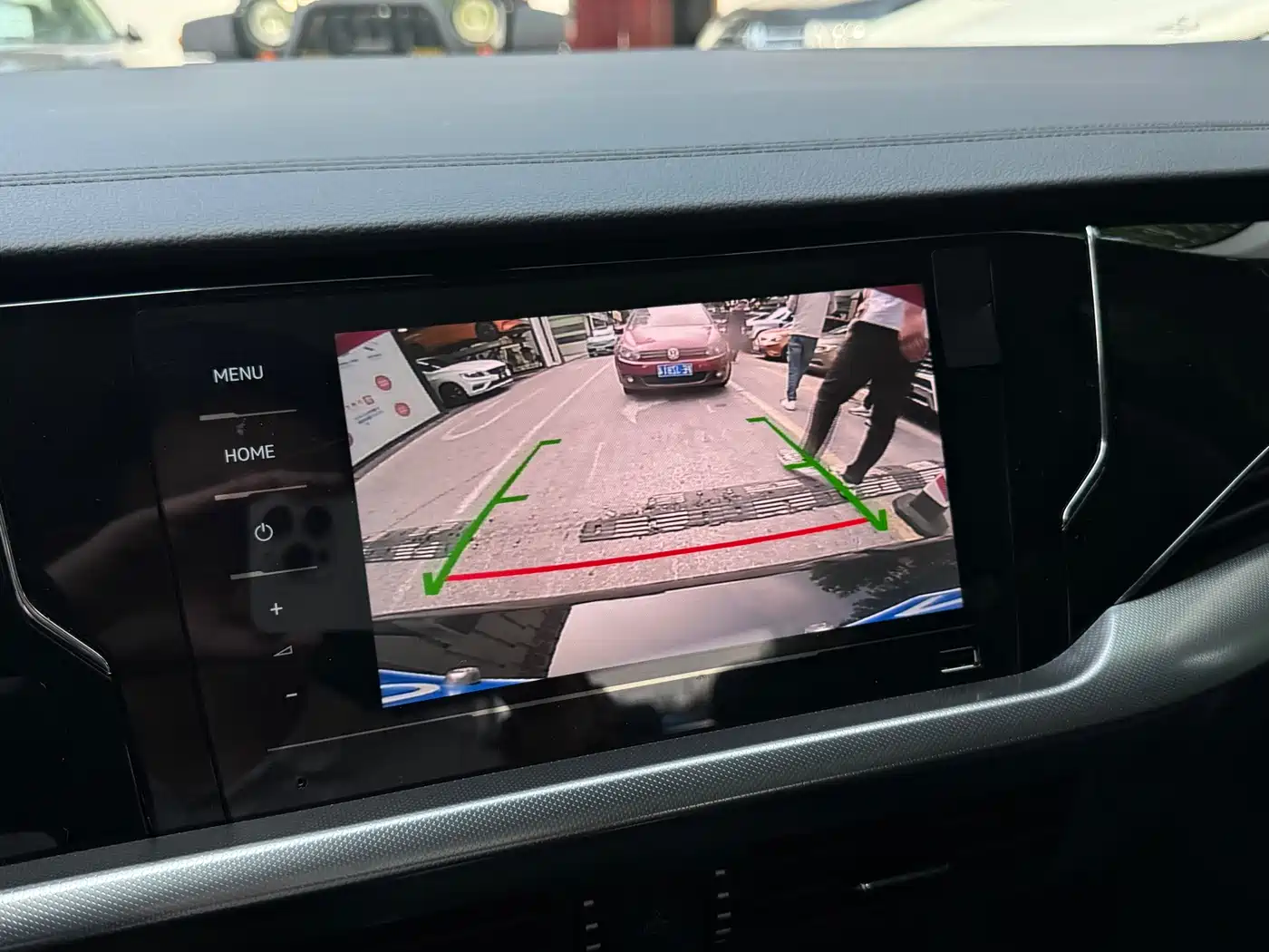 Volkswagen Passat 2024 330TSI Starlight Elite Edition фото 11