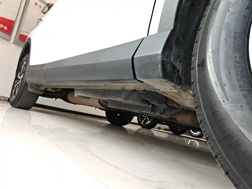 Toyota RAV4 Rongfang 2016 2.0L CVT 2WD Comfort (China V) фото 20