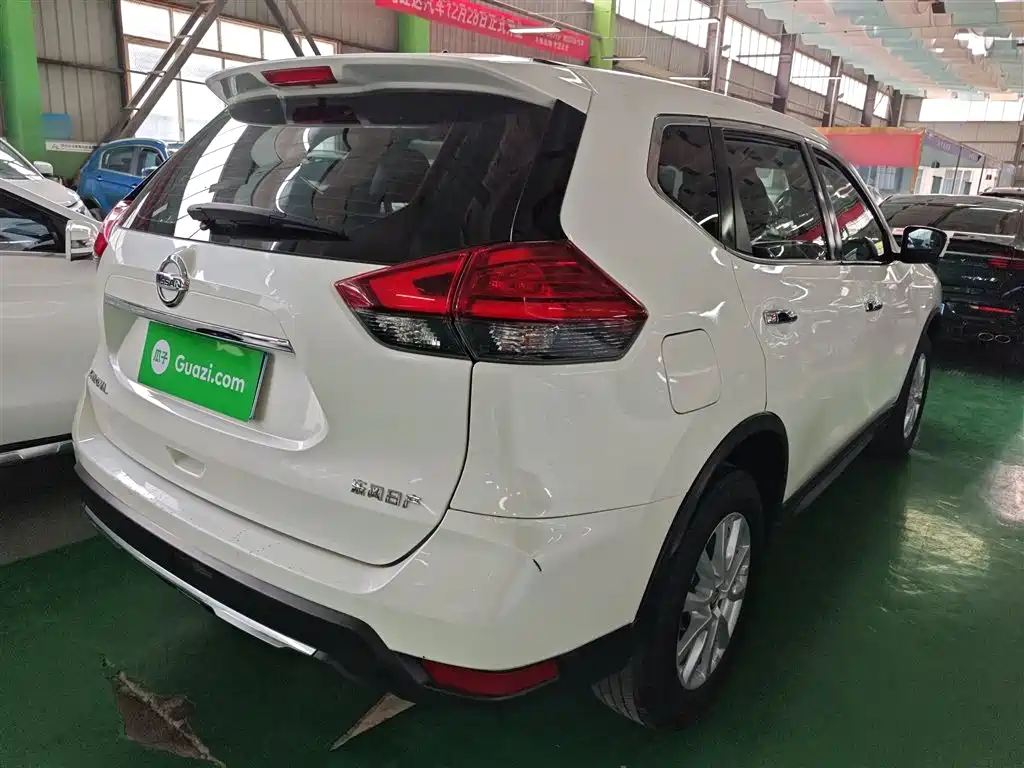 NISSAN QIJUN