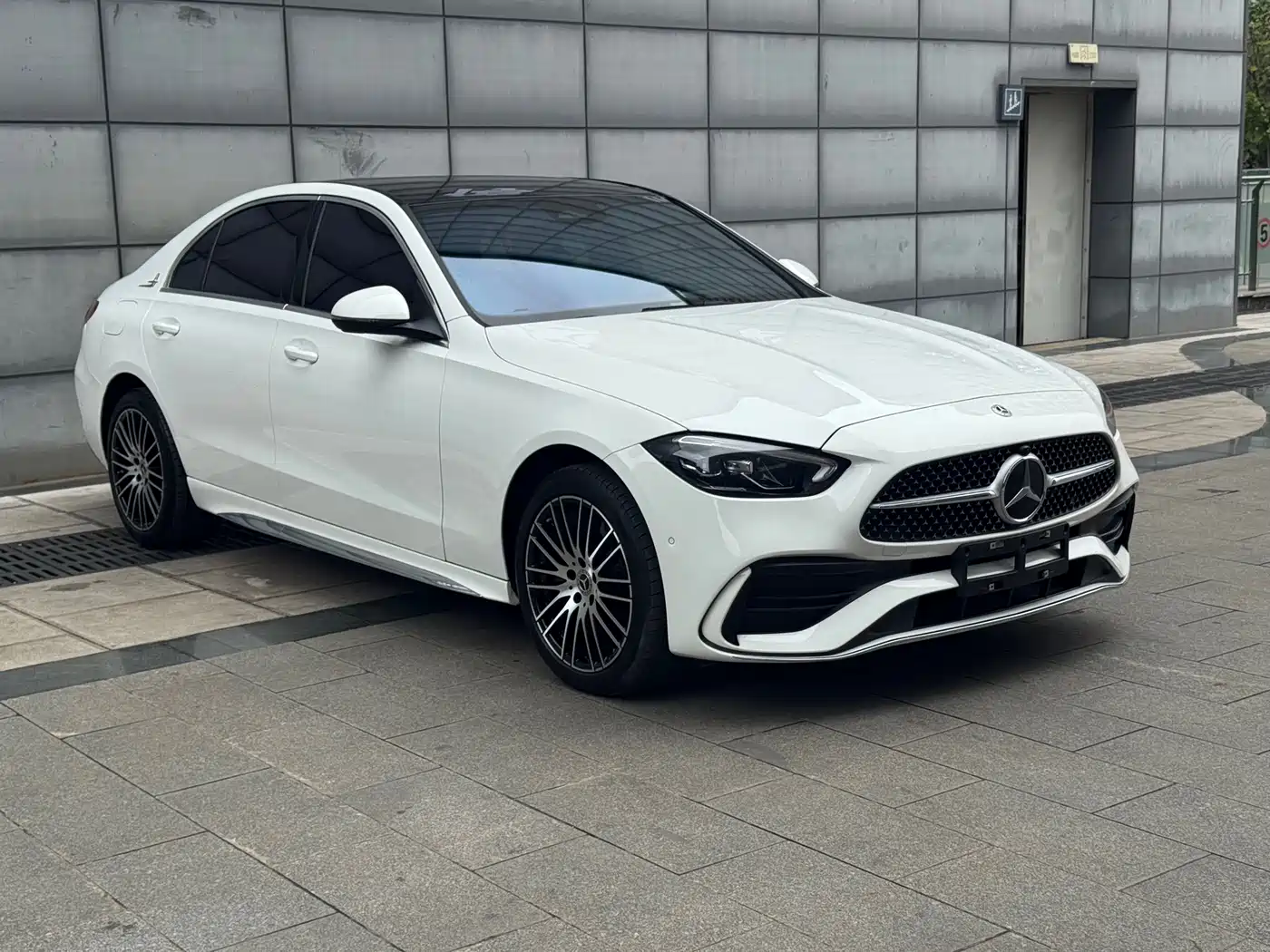 Mercedes-Benz C-Class 2024 Facelift C 260 L Sport фото 3