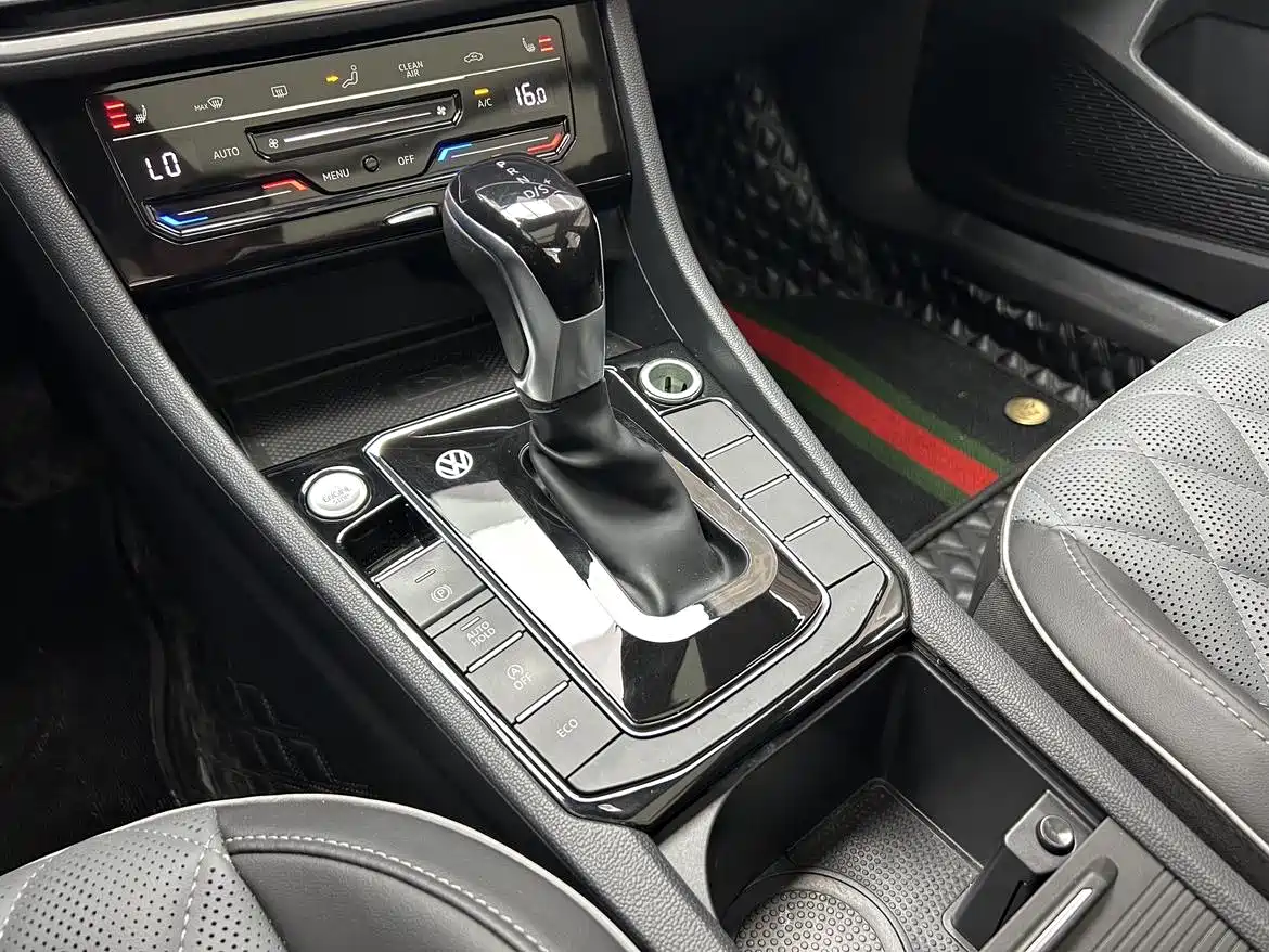 Volkswagen Sagitar 2023 280TSI DSG Excellence Plus Edition фото 17