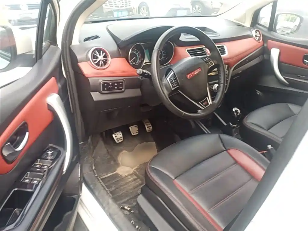 Haval H1 2015 1.5L Manual Urban фото 16