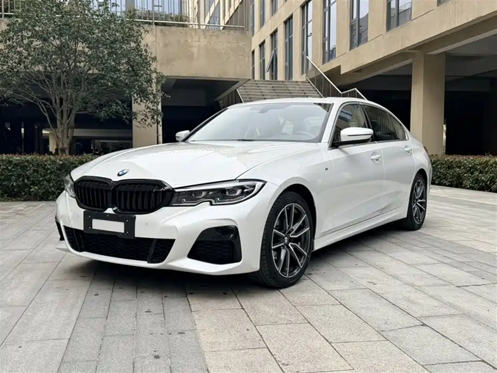 BMW 3 Series 2022 320Li M Sport Package фото 2