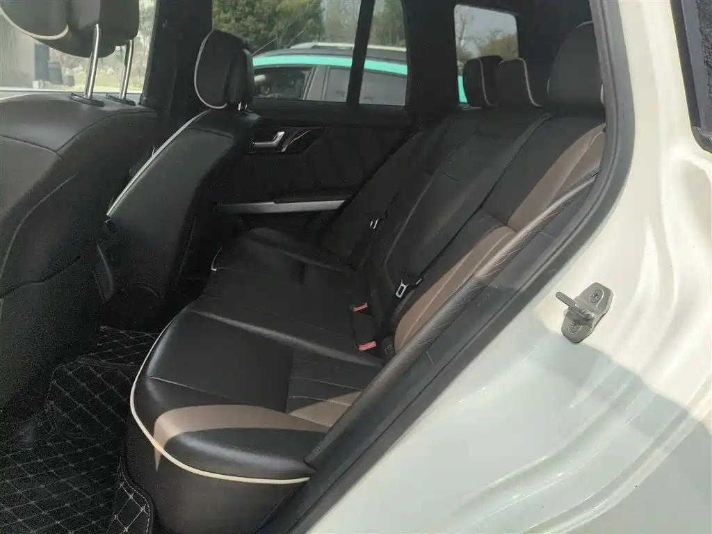 Mercedes-Benz GLK-Class 2013 Facelift GLK 300 4MATIC Luxury фото 13