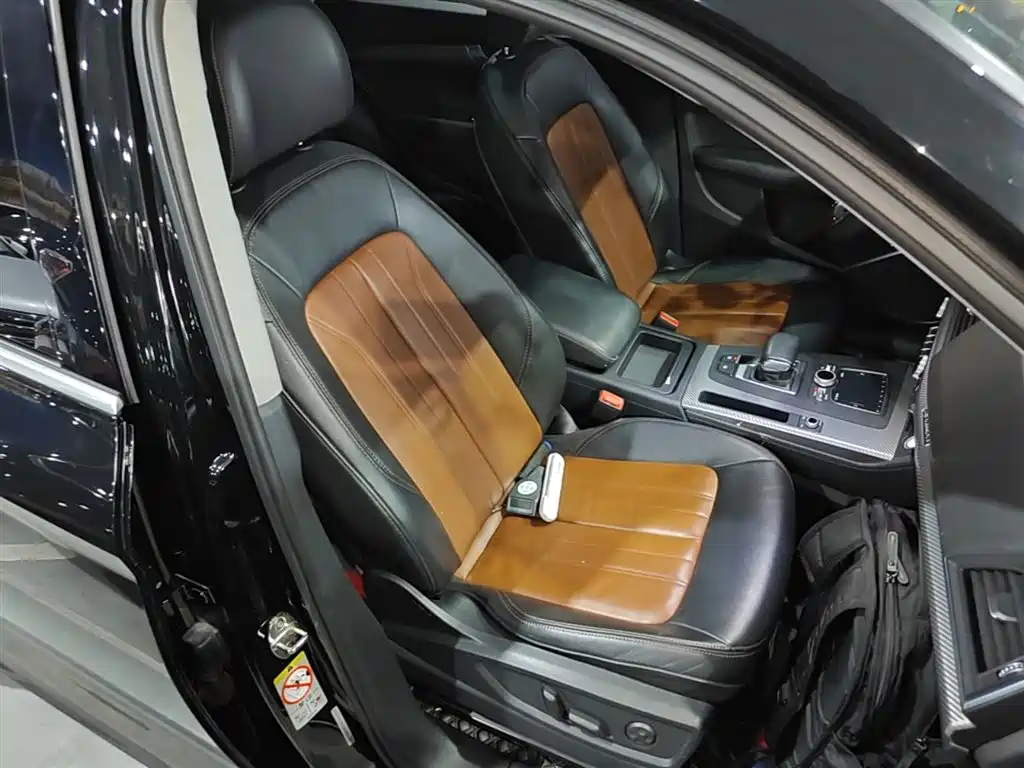 Audi Q5L 2020 45 TFSI Exclusive Fashion фото 25