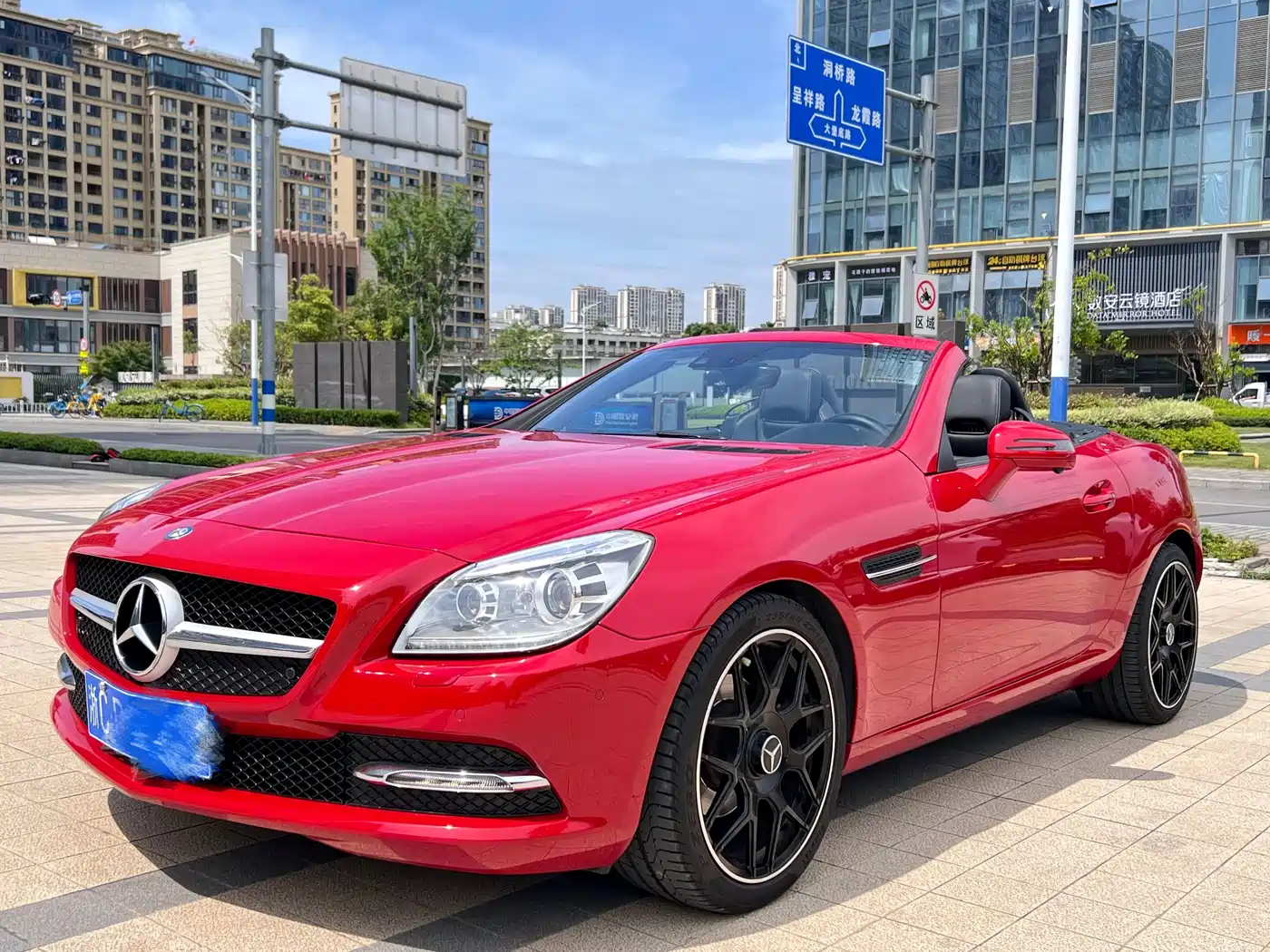 Mercedes-Benz SLK-Class 2011 SLK 200 Fashion