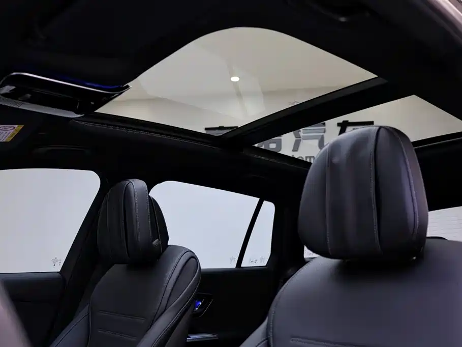 Mercedes-Benz GLC 2024 Facelift GLC 300 L 4MATIC Sport 5-seater фото 27
