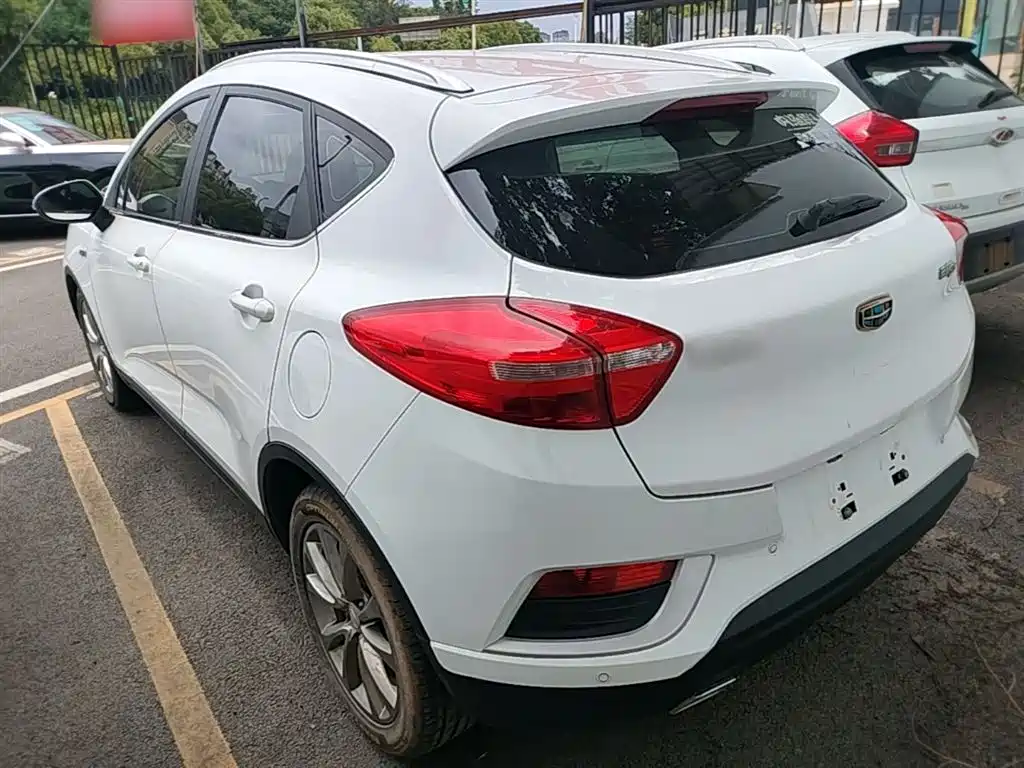 Geely Emgrand GS 2016 2016 Elegance Edition 1.3T Manual Premium