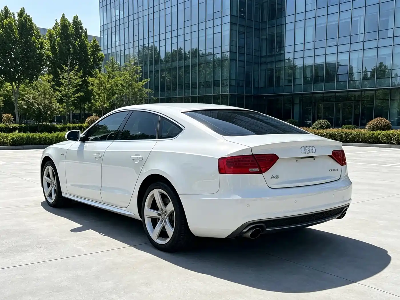 Фото 2 - Audi A5 (Import)
