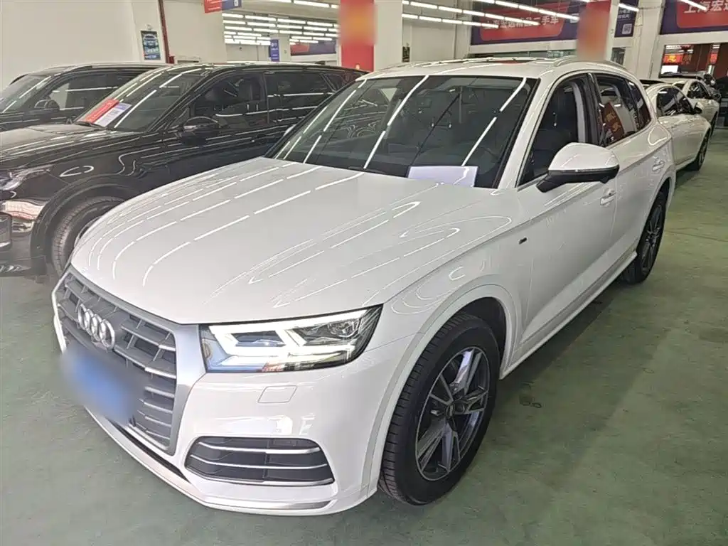 Audi Q5L 2020 Facelift 40 TFSI Honor Fashion