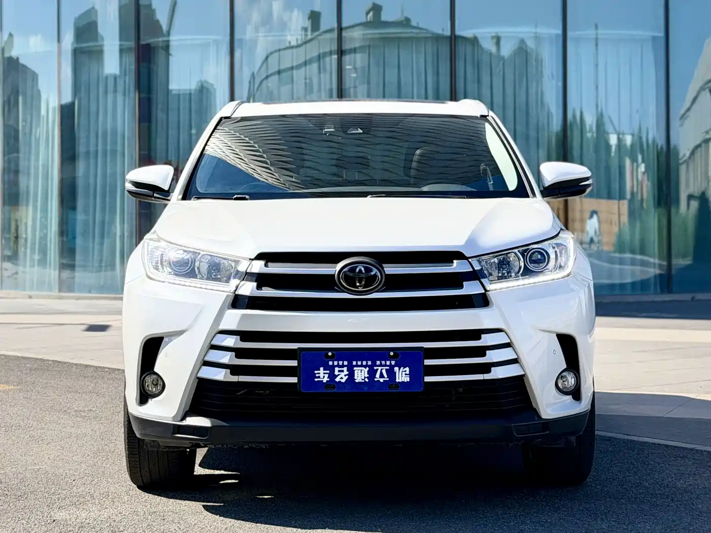 TOYOTA HIGHLANDER