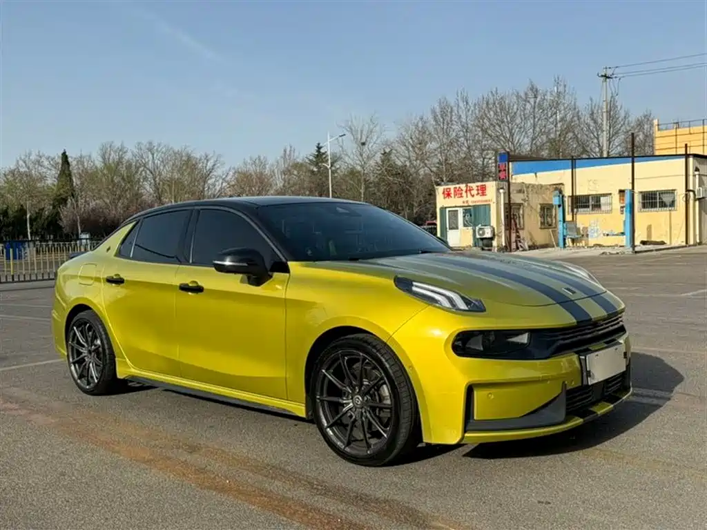 Lynk & Co 03 2020 03+ 2.0TD Auto Performance Package Edition фото 3