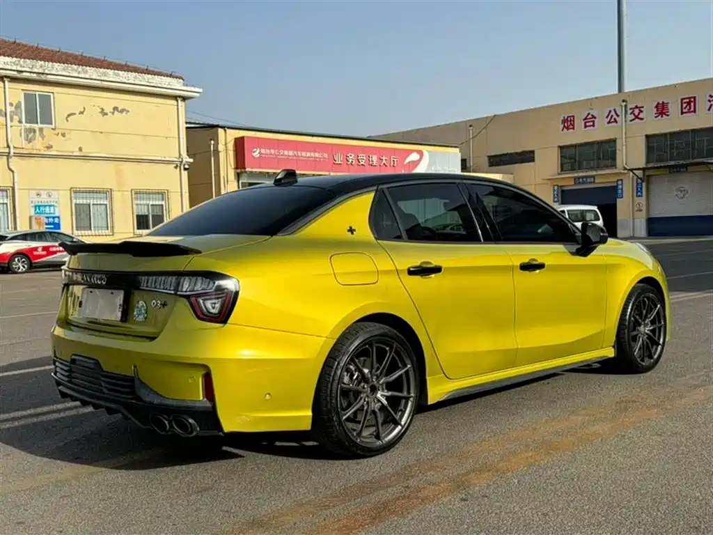 Lynk & Co 03 2020 03+ 2.0TD Auto Performance Package Edition фото 5