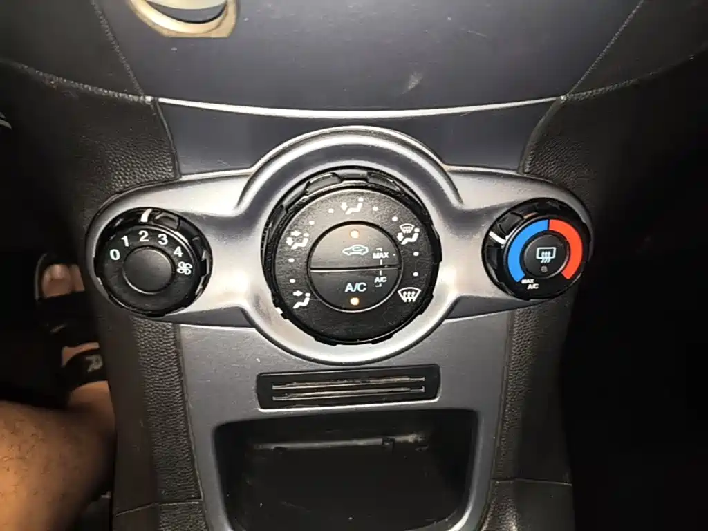 Ford Fiesta 2015 2013 Hatchback 1.5L Manual Fashion