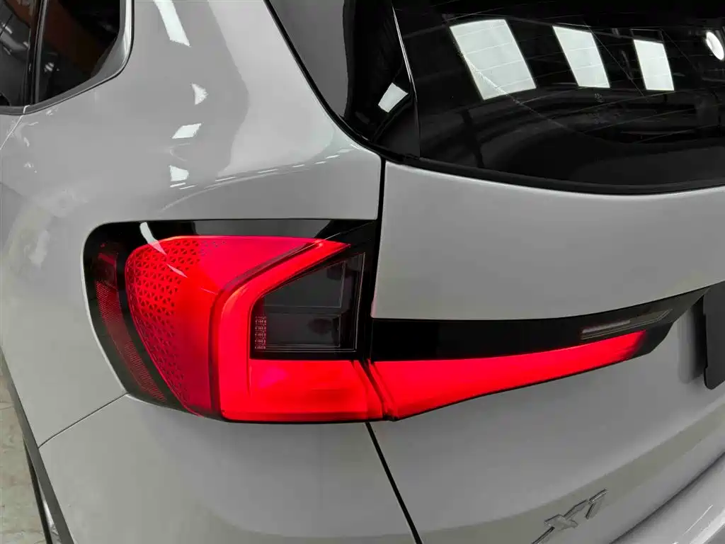 BMW X1 2023 sDrive20Li X Design Package фото 19
