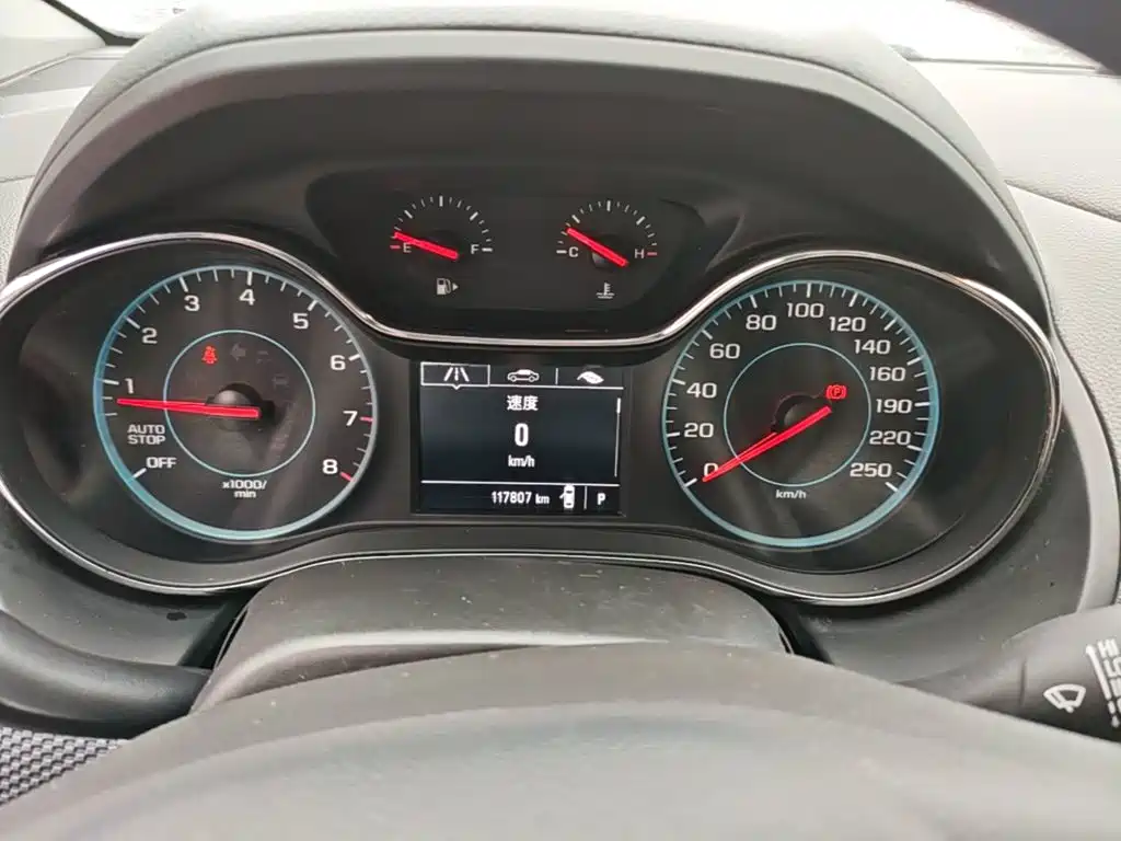 Chevrolet Cruze 2018 2018 320 Automatic Pioneer Sunroof Edition