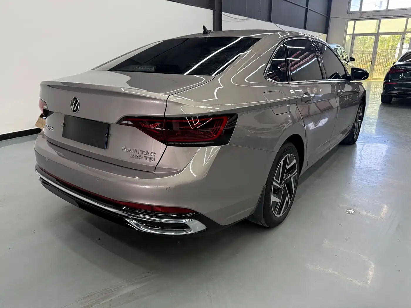 Volkswagen Sagitar 2023 280TSI DSG Beyond Lite фото 4