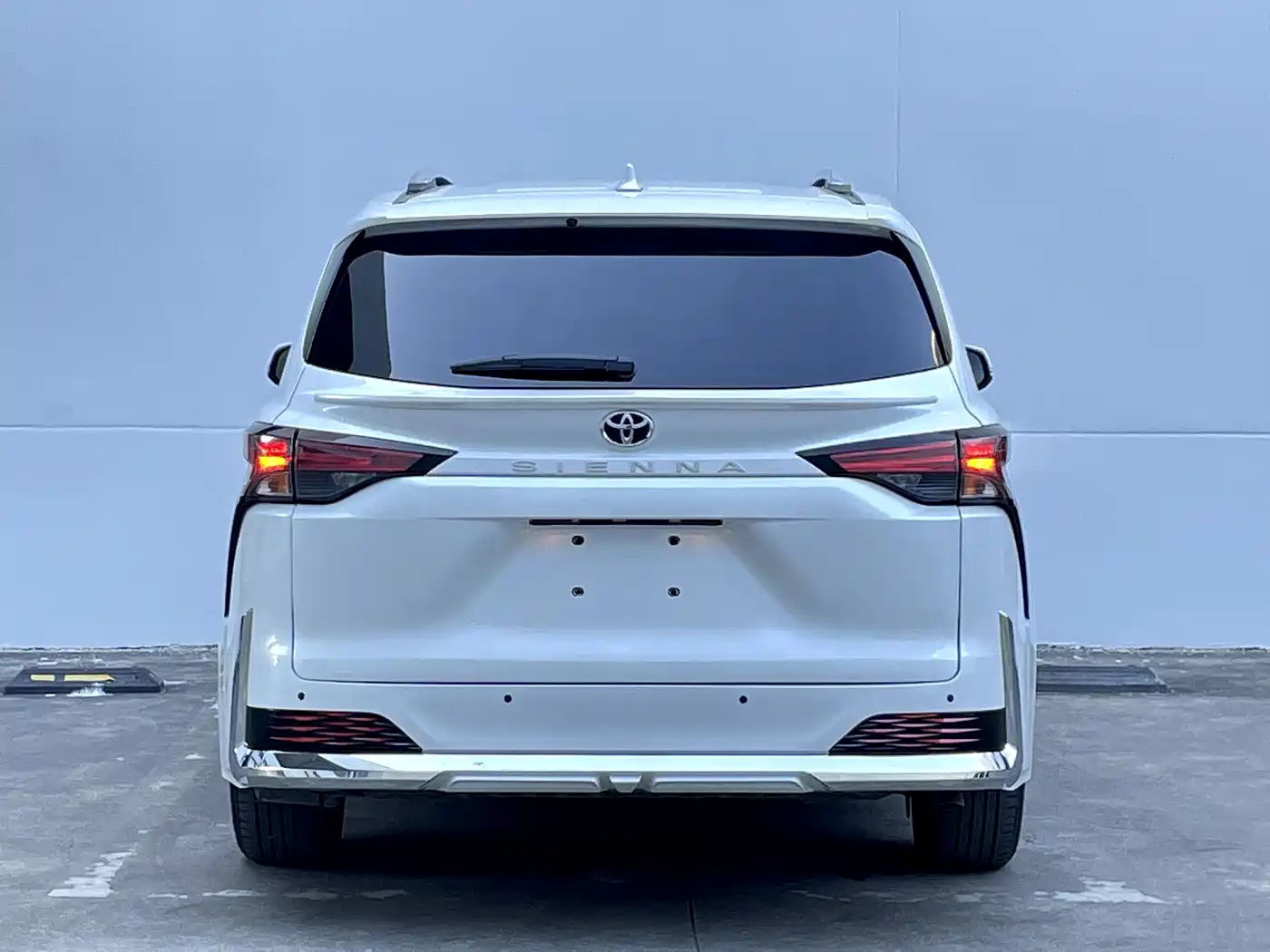 Toyota Sienna 2024 2.5L Hybrid Comfort Edition фото 38