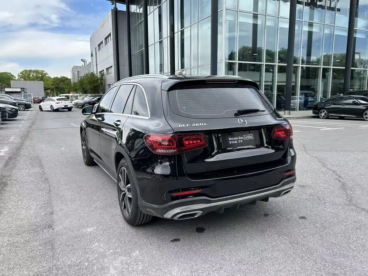 Mercedes-Benz GLC 2022 Model GLC 260 L 4MATIC Luxury Edition фото 7