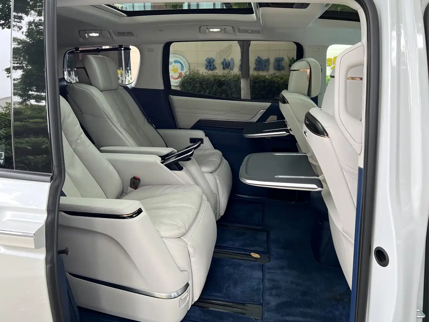 Buick Century 2025 2.0T 7-Seater World Edition фото 28