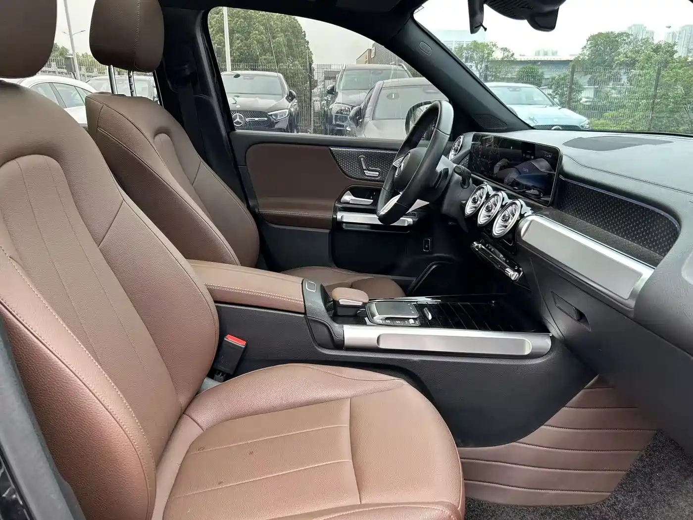 Mercedes-Benz GLB 2024 GLB 220 Dynamic фото 15