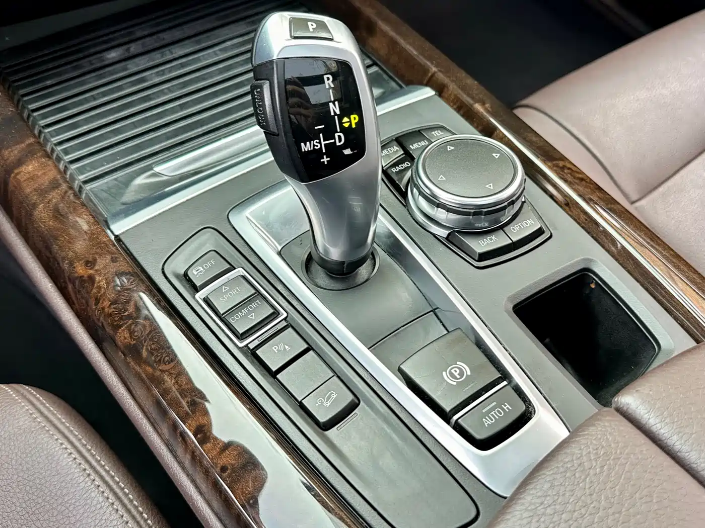 BMW X5 (Import) 2015 xDrive28i фото 10