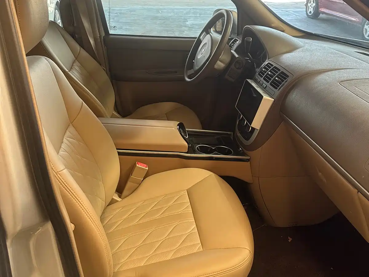 Buick GL8 2014 2.4L Classic Edition фото 9