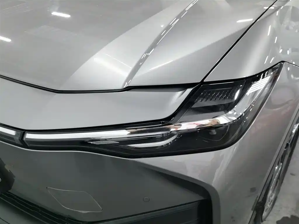 Toyota bZ3 2024 517km Elite PRO фото 7