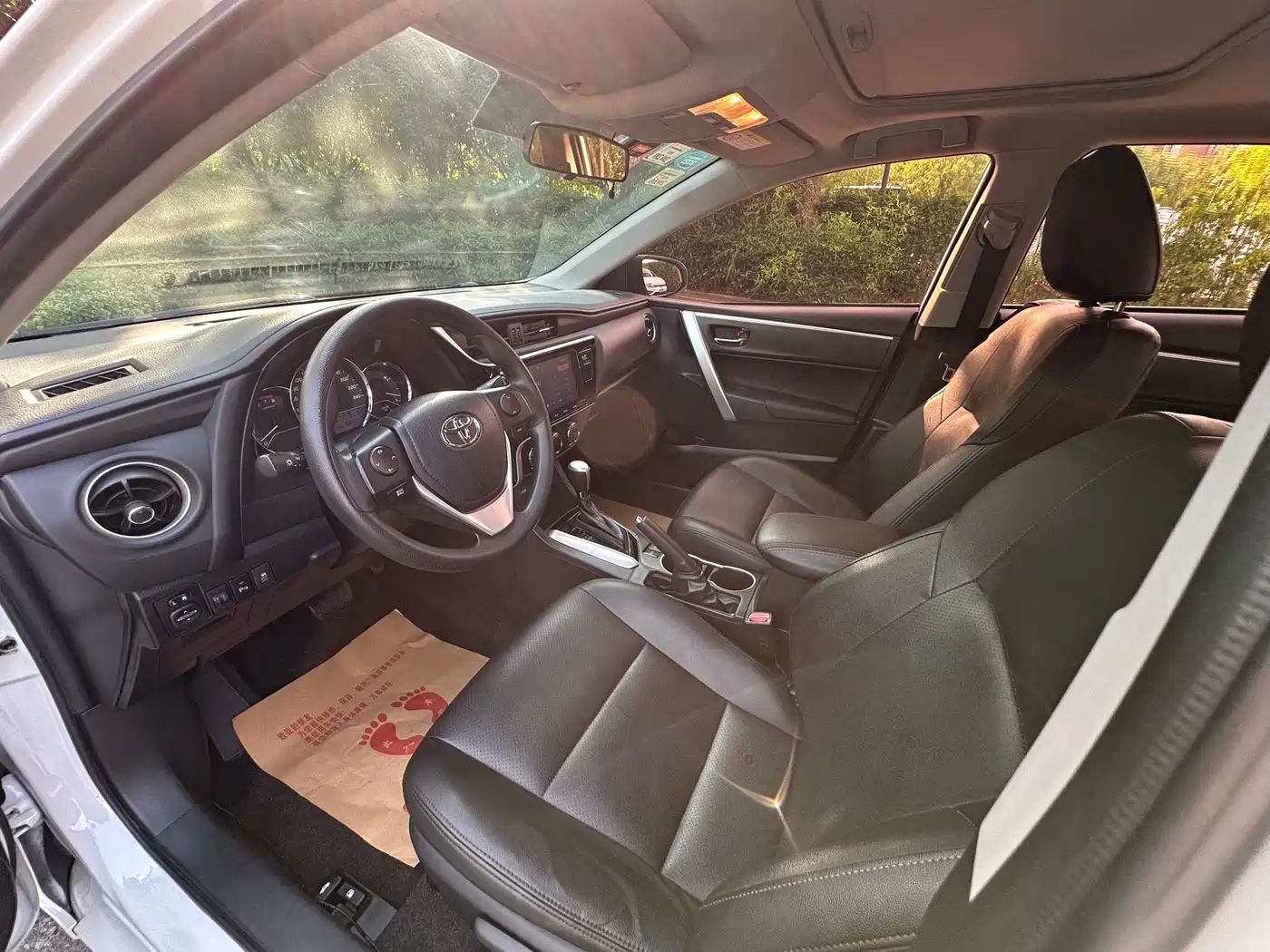 Toyota Levin 2017 Facelift 185T CVT Elite (China V) фото 10