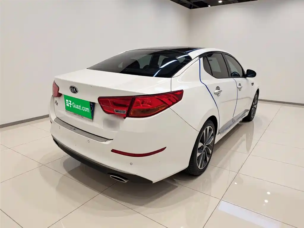 Kia K5 2014 2.0L Automatic LUXURY фото 4