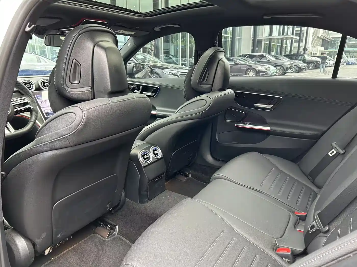 Mercedes-Benz C-Class 2024 Facelift III C 260 L Sport фото 12