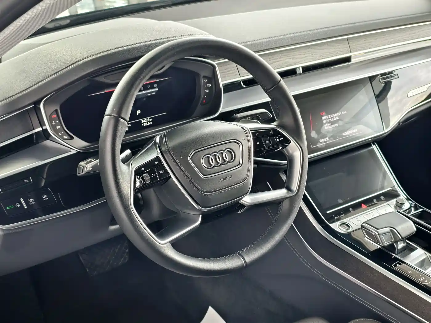 Audi A8 2024 Model A8L 50 TFSI quattro Premium Selection фото 8