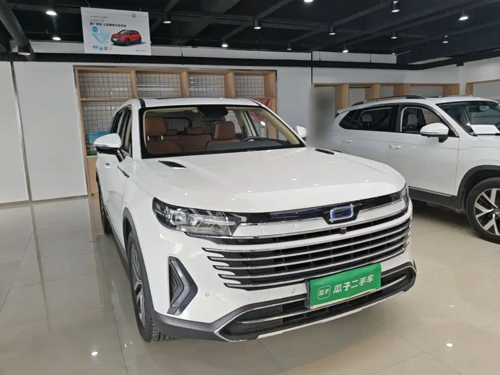 Besturn Bestune T99 2023 2023 2.0T Automatic Premium (6AT)