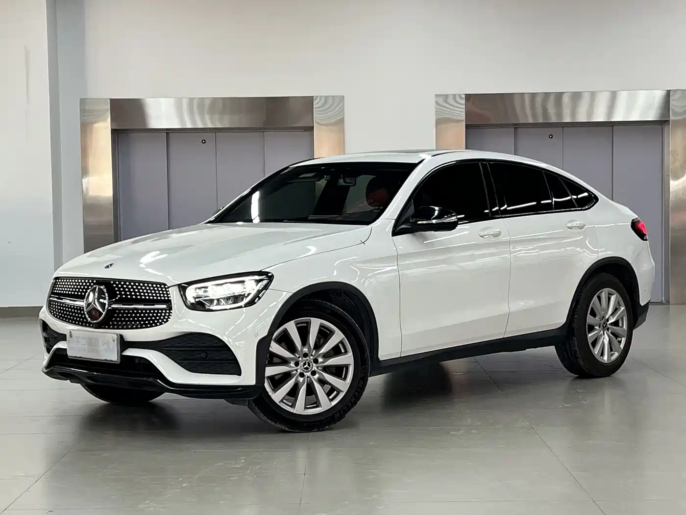 Mercedes-Benz GLC Coupe 2020 GLC 260 4MATIC Coupe SUV