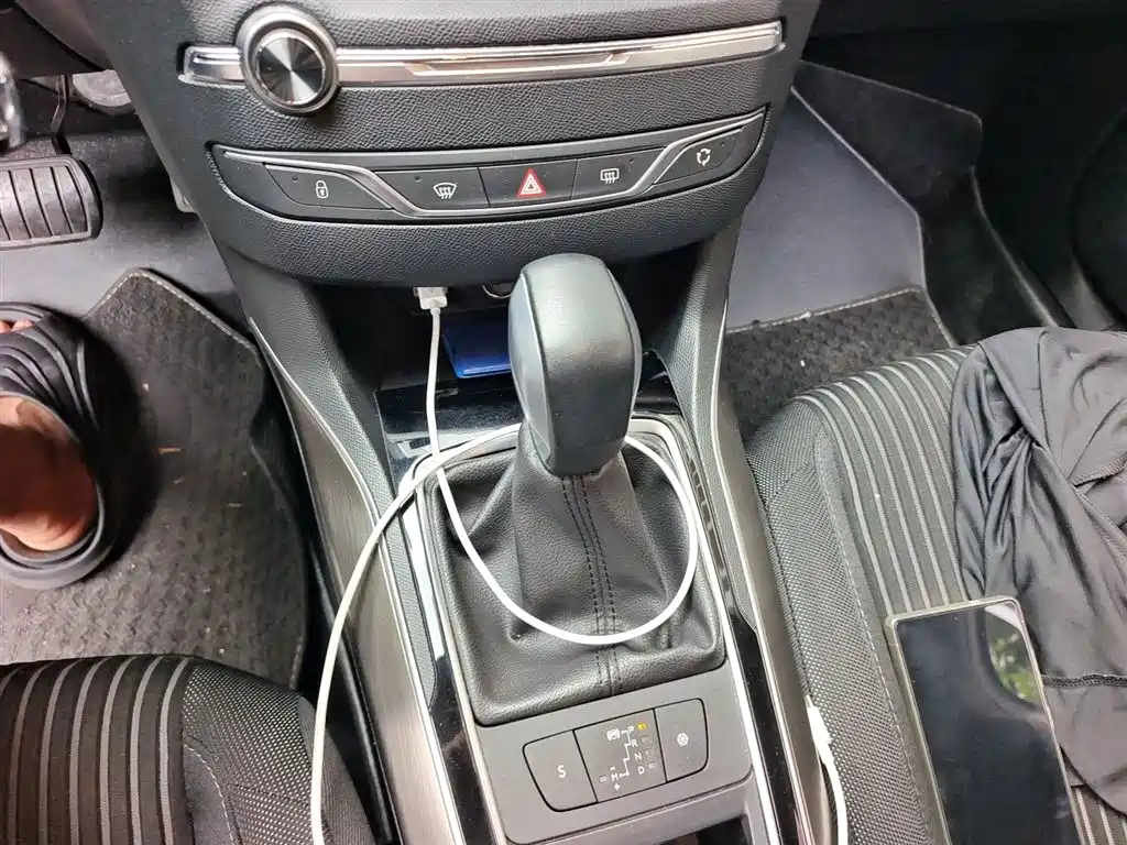 Peugeot 408 2018 Facelift 350THP Automatic Luxury фото 10