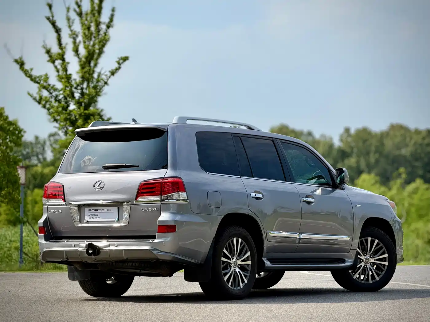 Lexus LX 2009 570 фото 8