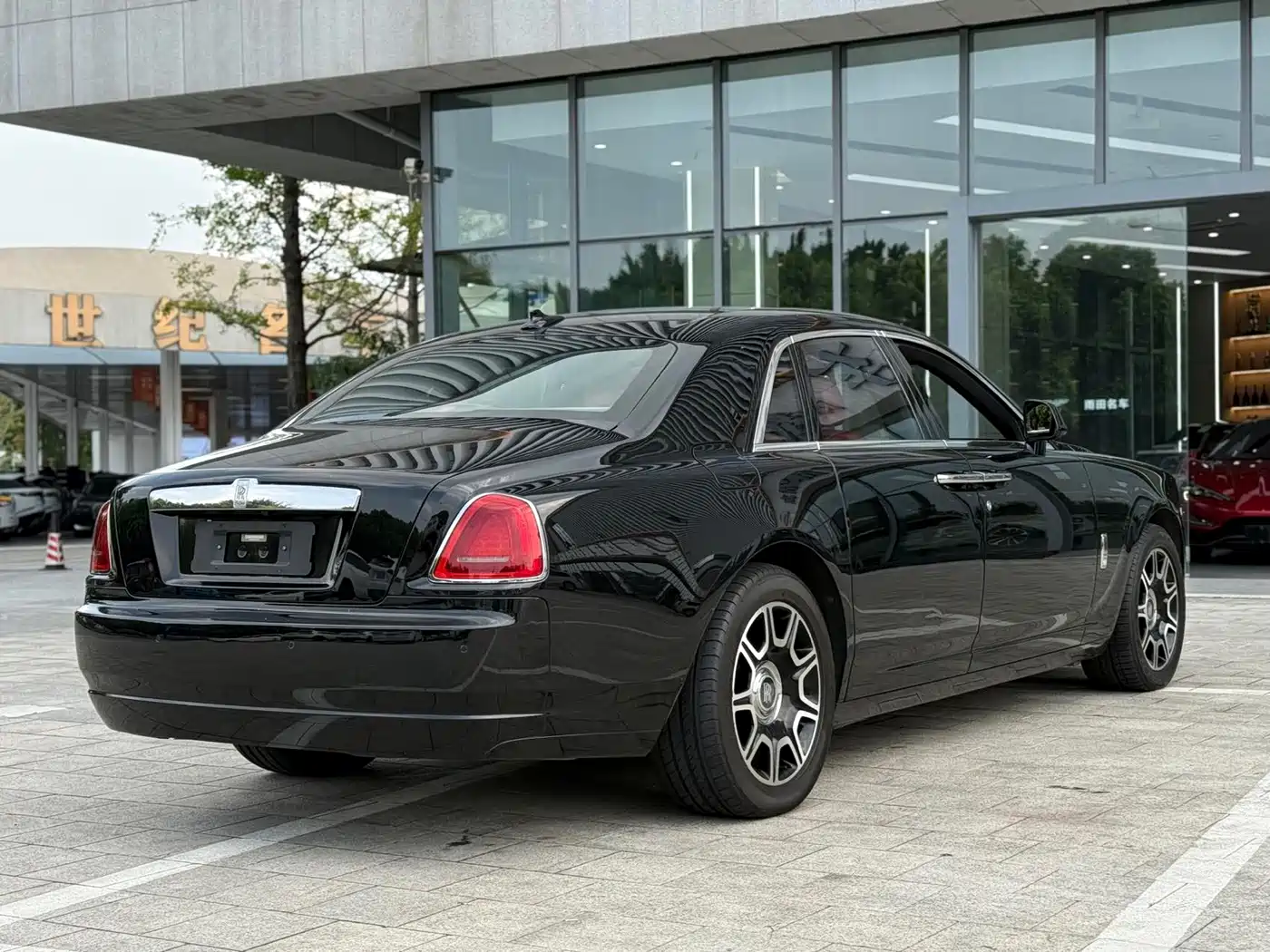 Rolls-Royce Ghost 2016 2014 6.6T Standard Edition