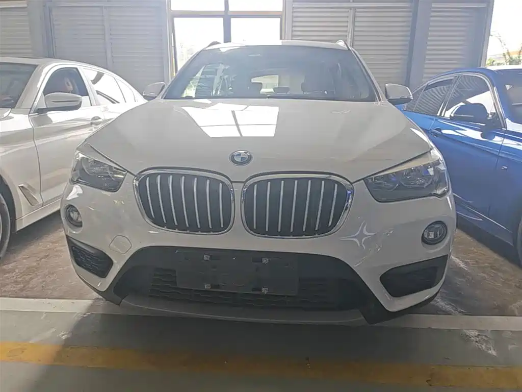 BMW X1 2016 sDrive18Li Fashion Model фото 3