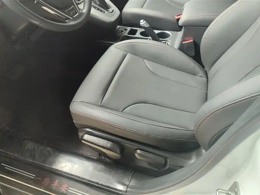 Haval M6 2019 1.5T DCT 2WD Value Edition (China VI) фото 9
