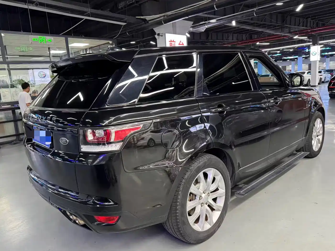 Land Rover Range Rover Sport 2017 3.0 SC V6 HSE фото 19